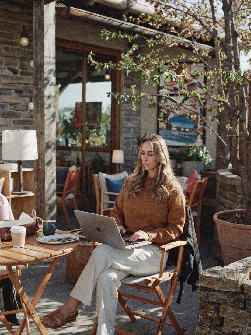 AI lifestyle photo of Jam working at a cafe