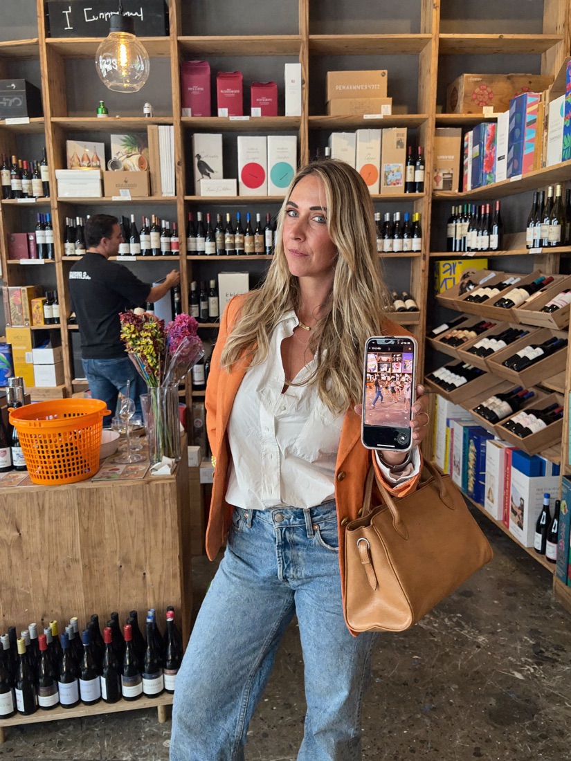 AI lifestyle photo of Jam in a shop